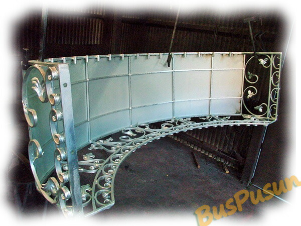 Webストア 日本製 アーチ型ひさしの骨組ベース ロートアイアン オーダーメイド制作 ビス タッチアップ塗料付 日本販売品 Dkp2 Jatimprov Go Id