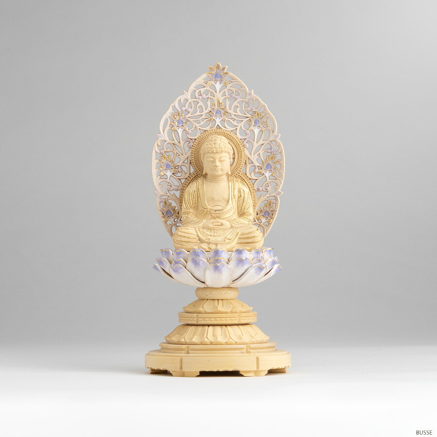 仏像 釈迦如来 座像 柘植製/ツゲ 丸座 1.8寸 金泥書 パステル色 藤色 曹洞宗・臨済宗・天台宗 （おしゃか様 シャカ しゃか 総柘植 つげ ツゲ １．８寸 1寸8分 １寸８分 丸基礎 丸台 蓮華座 唐草光輪 曹洞宗 臨済宗 天台宗 仏壇用 ご本尊 御本尊 パープル 紫 むらさき）