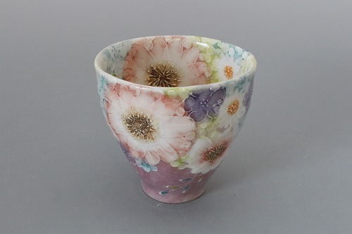 【紫京花 湯呑】瀬戸焼 和食器 食器 湯呑 湯飲み 茶の葉 墨付き 花柄 差し上げ物 差し上げ物 茶道具・湯呑・急須-キッチン用品・食器・調理器具-湯呑み