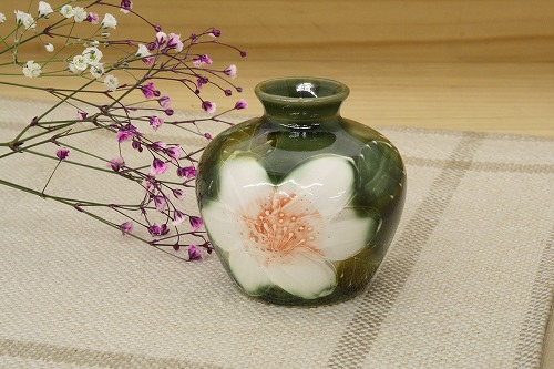 楽天市場】釉彩ローズ 丸花入陶器 花器 花瓶 おしゃれ かわいい
