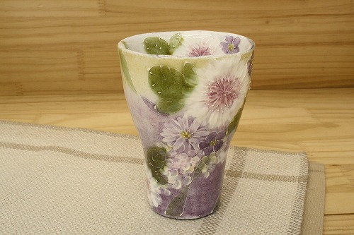 【花かざり 陶水飲み】瀬戸焼 和食器 食器 無償性優勝杯 水飲み 墨付き 花柄 赤絵 差し上げ物 差し上げ物