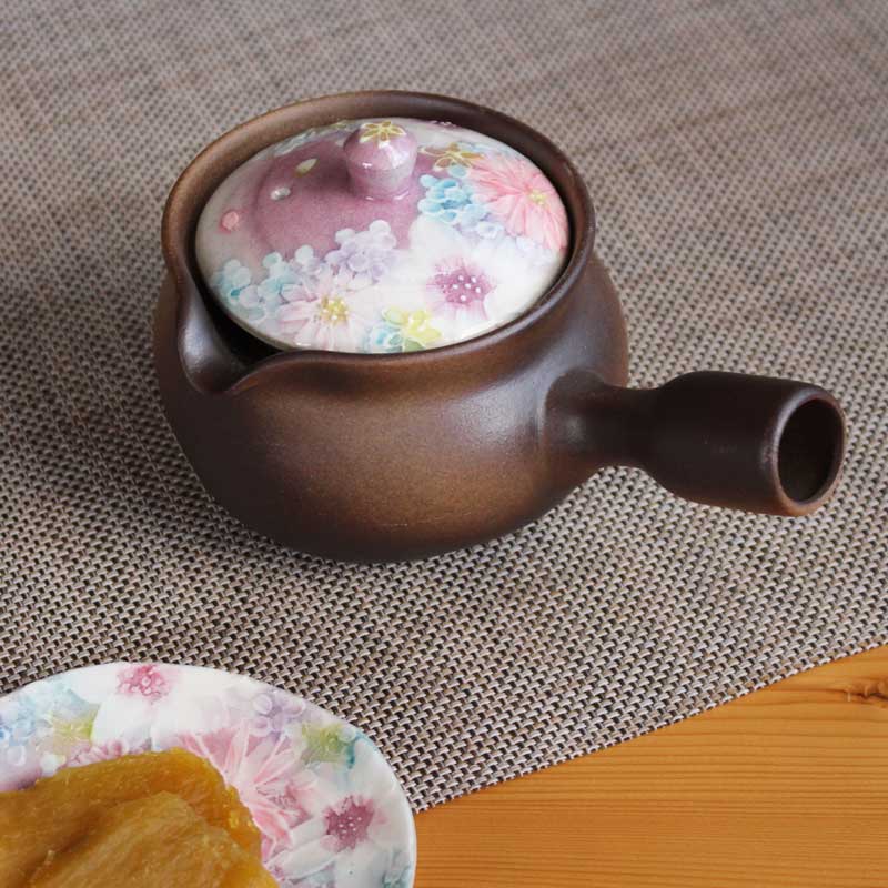 色づけ花 急須（大） 420ml 瀬戸焼 萬古焼 和食器 食器 急須 焼〆 手書き 花柄 差し上げ物 差し上げ物 日本製