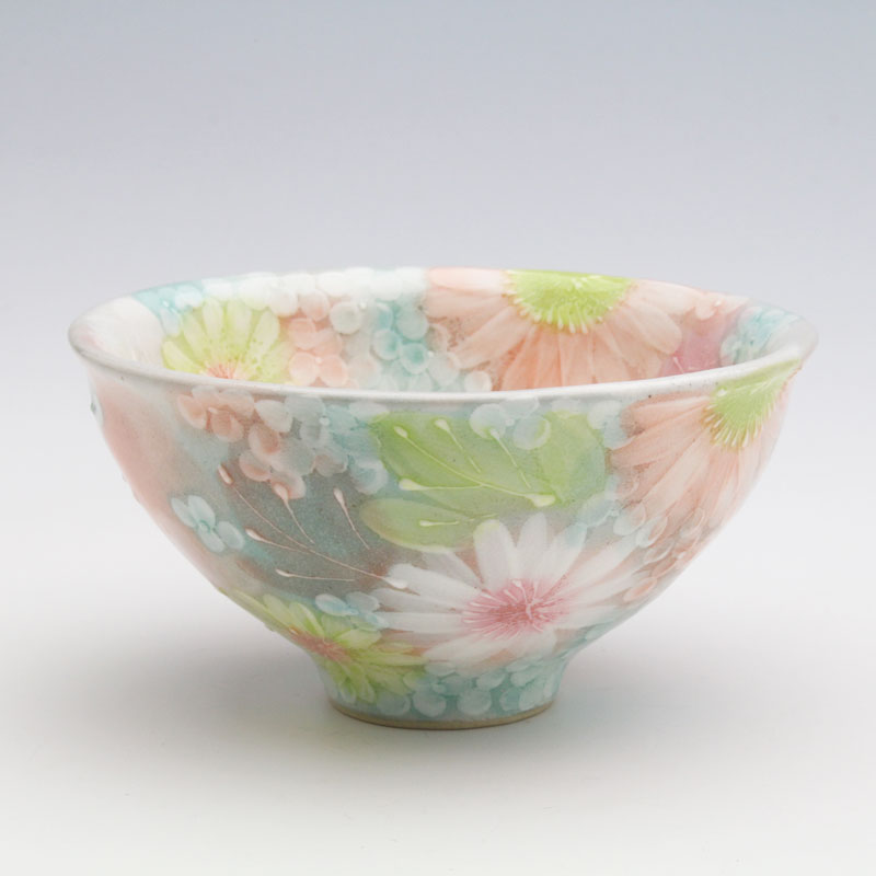 【彩かざり付ける花 飯碗】瀬戸焼 和食器 食器 茶碗 墨付き 花柄 差し上げ物 差し上げ物