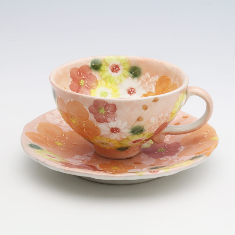 紅彩花かざり付ける 珈琲碗皿【瀬戸焼 和食器 食器 珈琲優勝杯 墨付き 花柄 差し上げ物 差し上げ物】