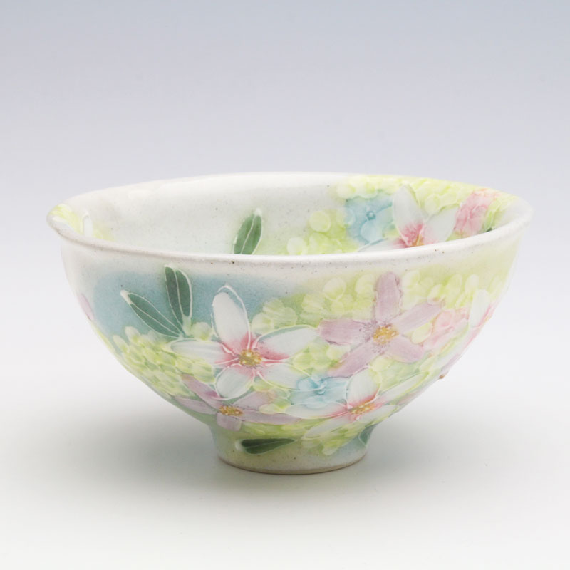 【薄ベニバナ見晴らし 飯碗】瀬戸焼 和食器 食器 茶碗 墨付き 花柄 差し上げ物 差し上げ物