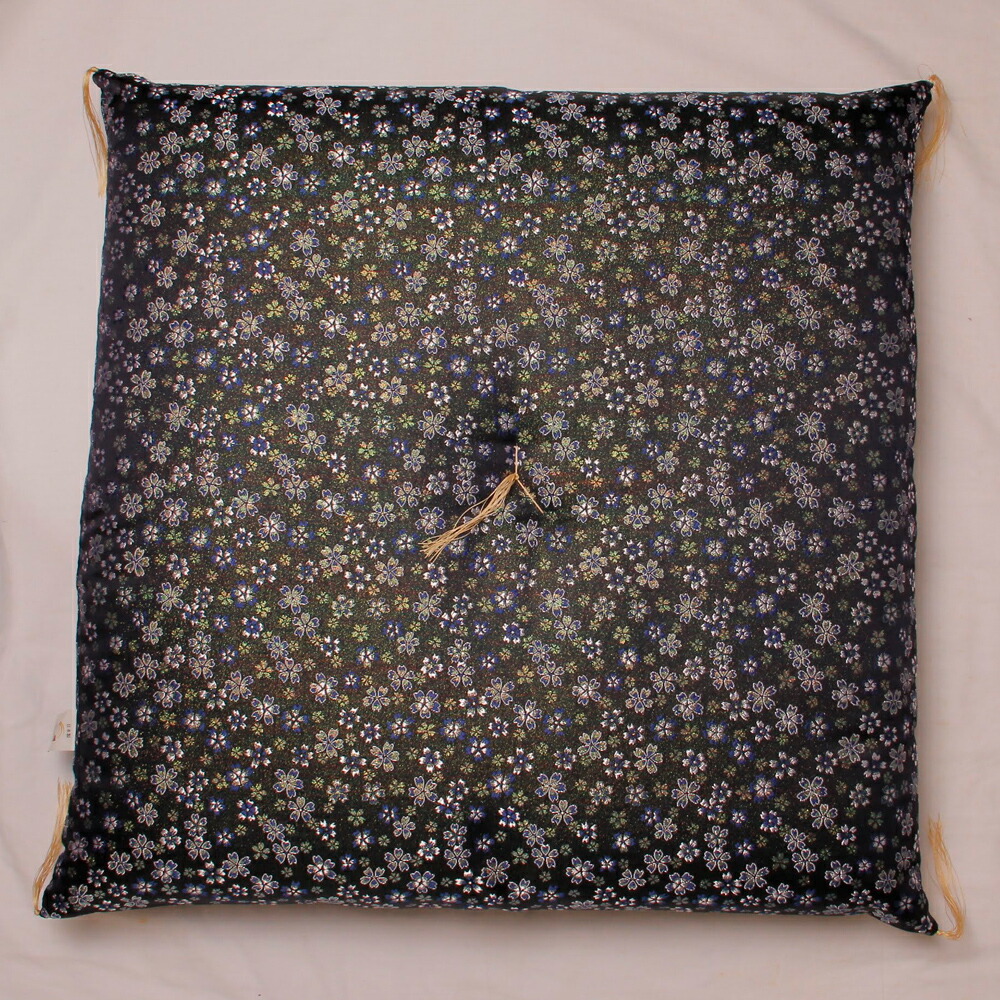 総金欄 十六菊 紺 座布団 縦66.0横69.0厚14.0cm 法事　法要　月参 総金欄 十六菊 紺 座布団 縦66.0横69.0厚14.0cm 法事 法要 月参 仏壇用