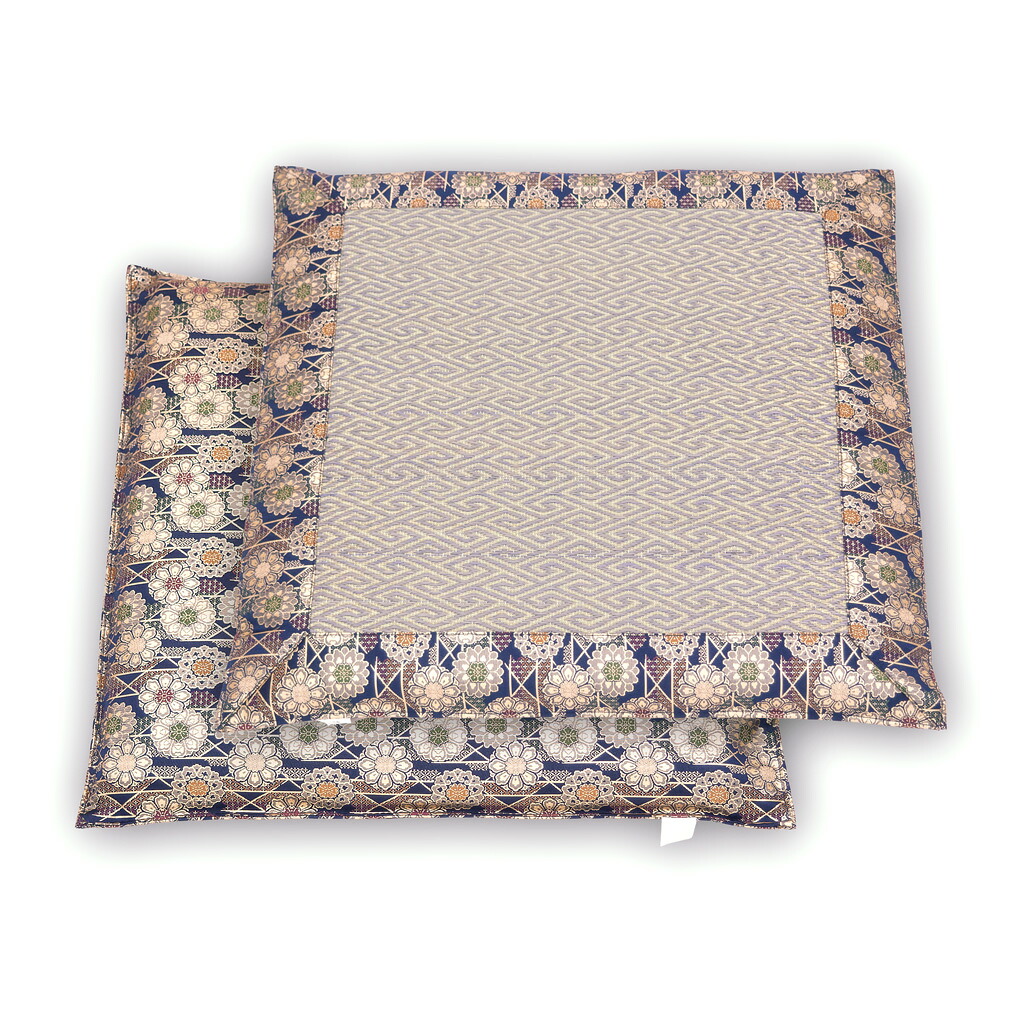 イグサ(新さらら利休リヴァーシブル) い草 座蒲団 目の前座蒲団 70×70珊 仏前座蒲団 国産 法事 法要 仏事 御盆 仏具 仏壇 お寺さま様用 仏間 床材 湿り気打つ手 冷やりとした 蒸れない 日本製 夏用 通年 オール時期
