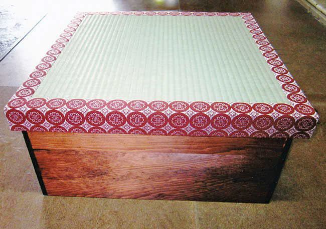 お寺さま仏具 厚畳 茶中紋縁 四方縁 四方７０糎以下 奥ふかさ１０糎 大きさ購入注文 礼盤