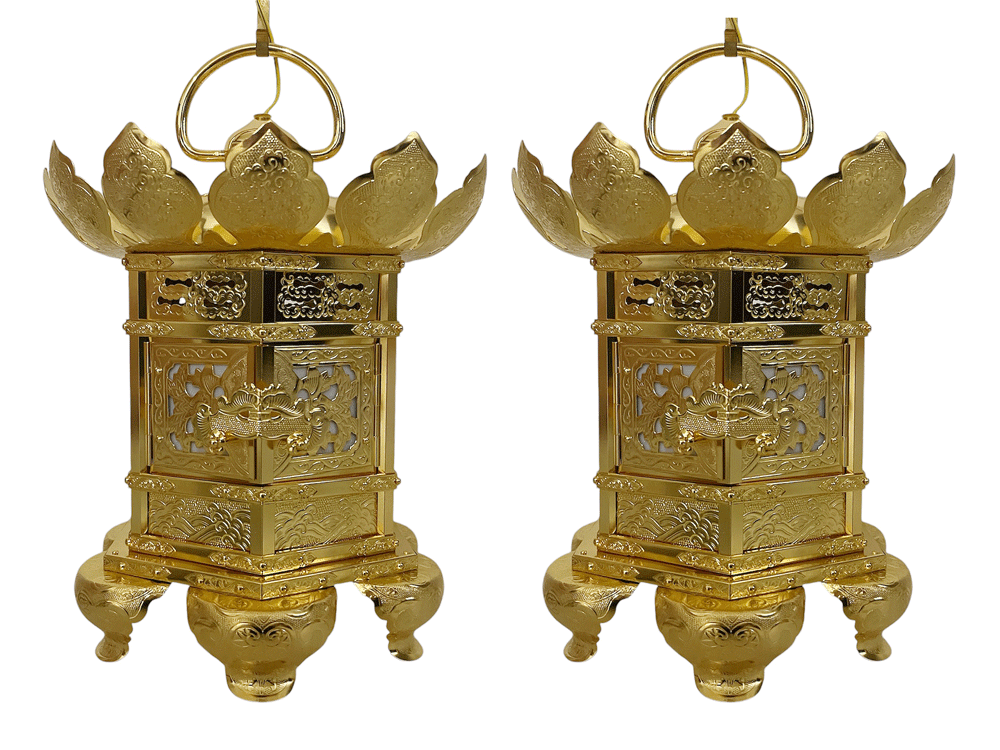 お寺さま 神前灯篭 ８．０寸 対 猫足 丁足 灯籠 灯呂 仏具