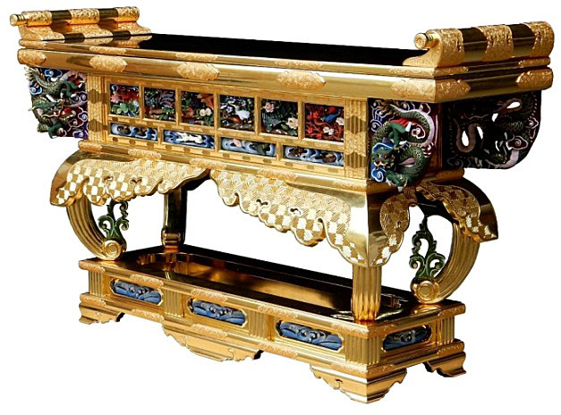 仏壇　仏具　前卓 楽天市場】【仏具】前卓 上前彫 純金 - 浄土真宗 本願寺派など西用で三