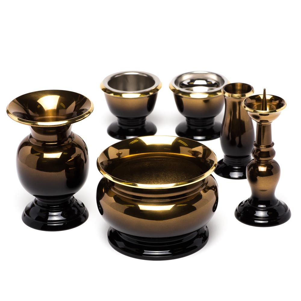 【10%OFFクーポン配布中】仏具・宝珠型 六具足（セピア）｜仏壇・仏具専門店　ぶつえいどう