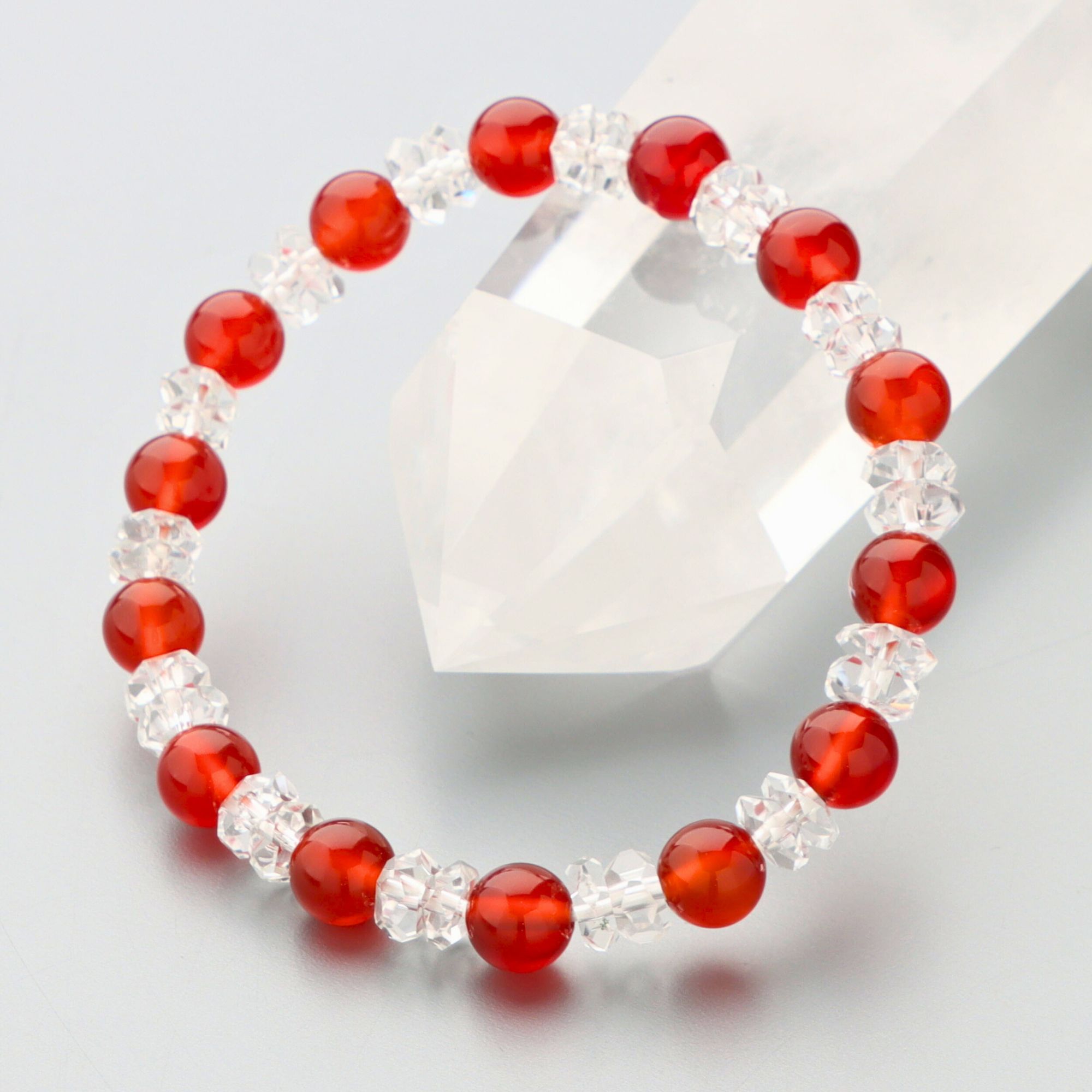 楽天市場】腕輪 ブレス 赤瑪瑙8mm雫切子・水晶スターシェイプ コンビ