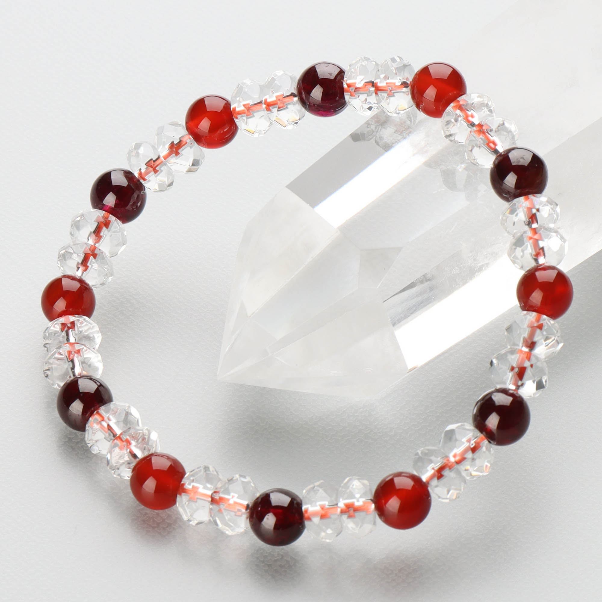 楽天市場】腕輪 ブレス 赤瑪瑙8mm雫切子・水晶スターシェイプ コンビ