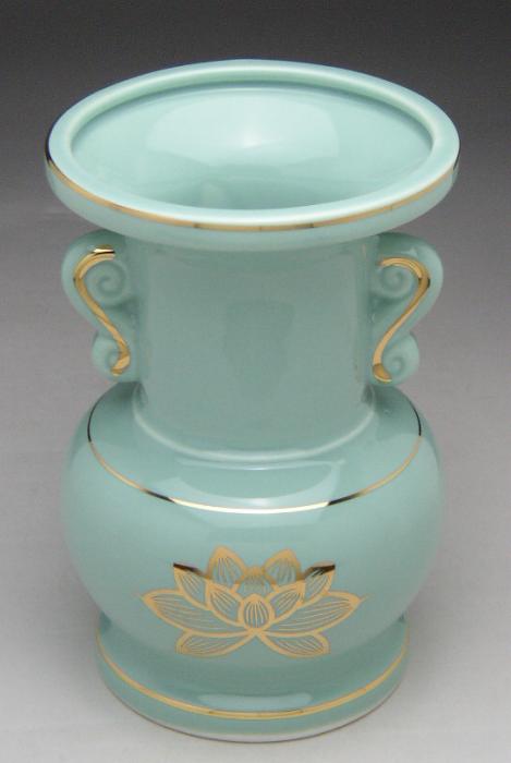 楽天市場】花瓶 花立て 仏具 小型 仏壇用 青磁上金蓮 大玉仏花 3