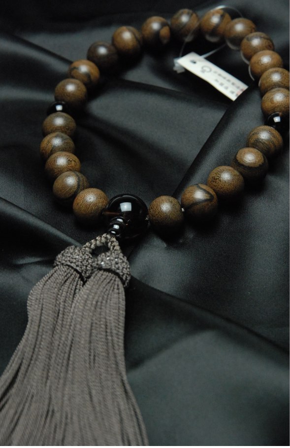 楽天市場】数珠 男性用数珠 天然木 シャム柿 （艶）22珠 茶水晶 仕立