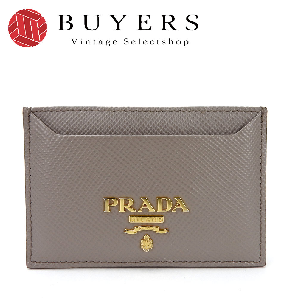 美品　名刺入れ　PRADA プラダ　カードケース　小物入れ　早い者勝ち　パテント PRADA プラダ 名刺入れ レザー カードケース ピンクベージュ