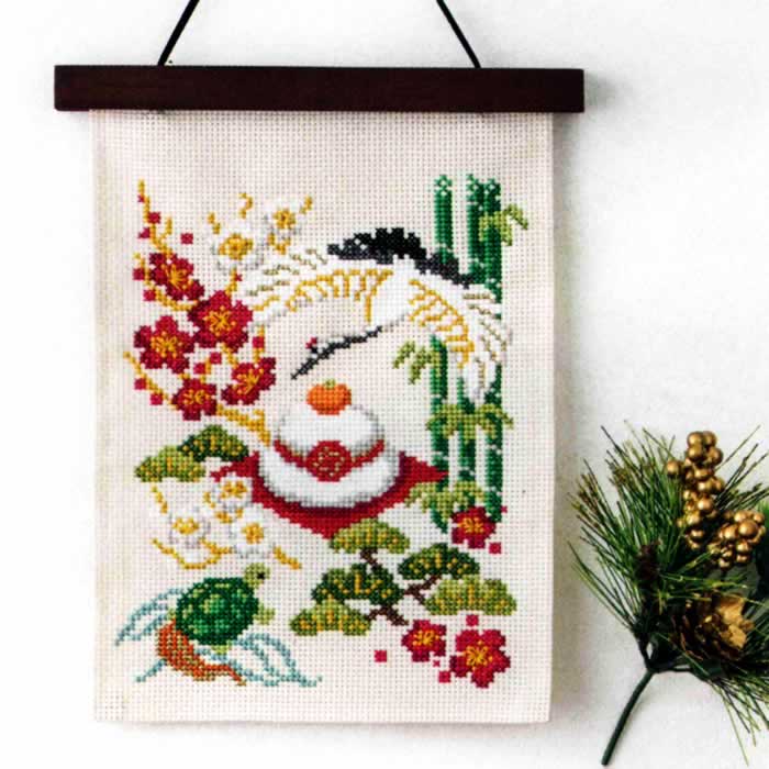 今日のお品ஐ⋆*ハンドメイド・花柄刺繍沢山の春クロス・アンティーク 花柄を上品に取り入れられる「トコハル」 – WARDROBE sangetsu