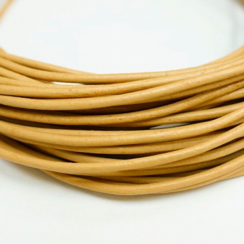 本革 丸紐 2粍 ベージュ 100Mロット まとめ買い 卸売 皮吊りひも 茶 うす茶色 革紐 皮紐 革吊りひも なめし革吊りひも