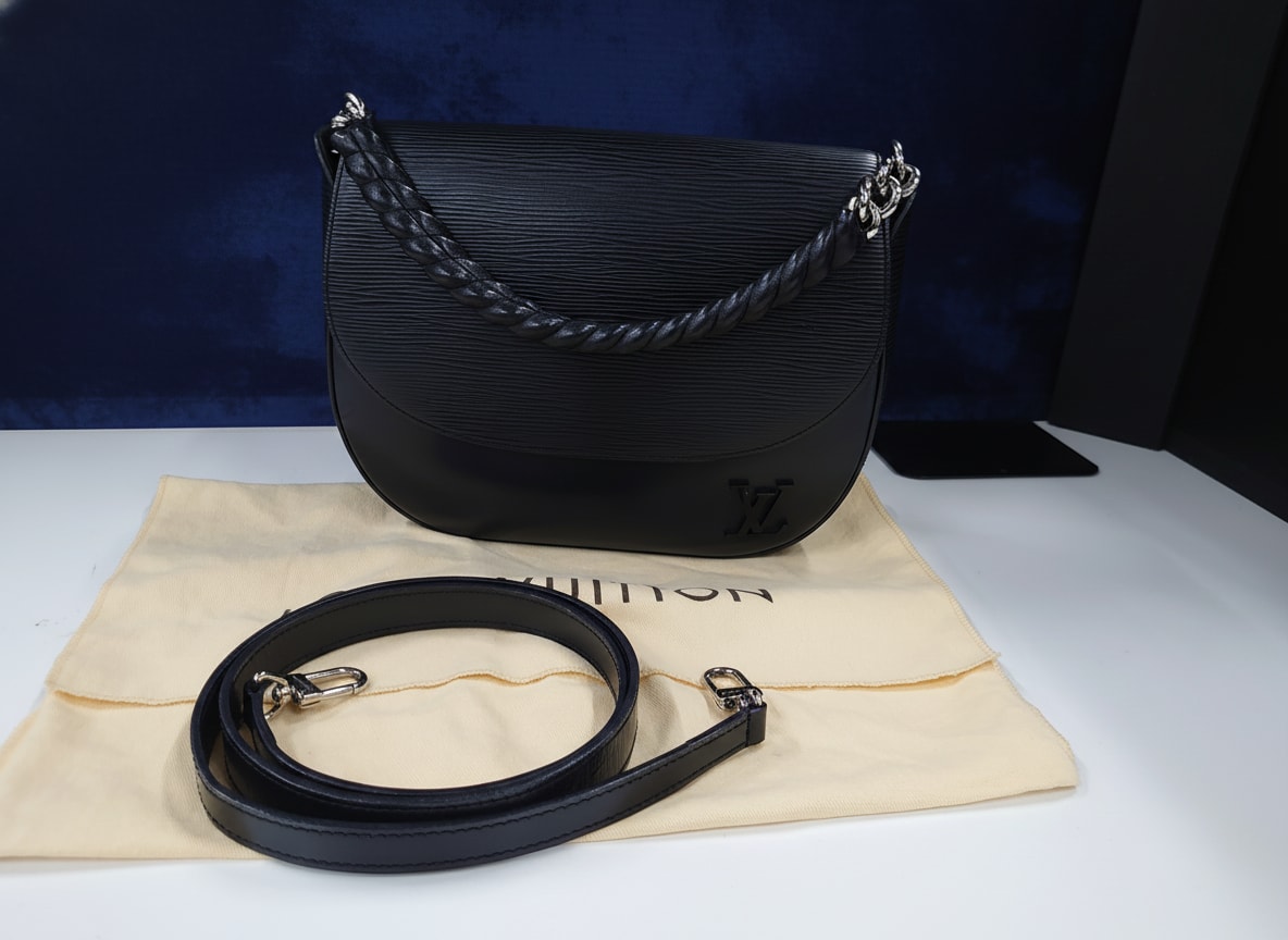 【3日間返品可】 LOUIS VUITTON ルイ・ヴィトン ルナ 2WAYバッグ カーフスキン レディース|カエセル