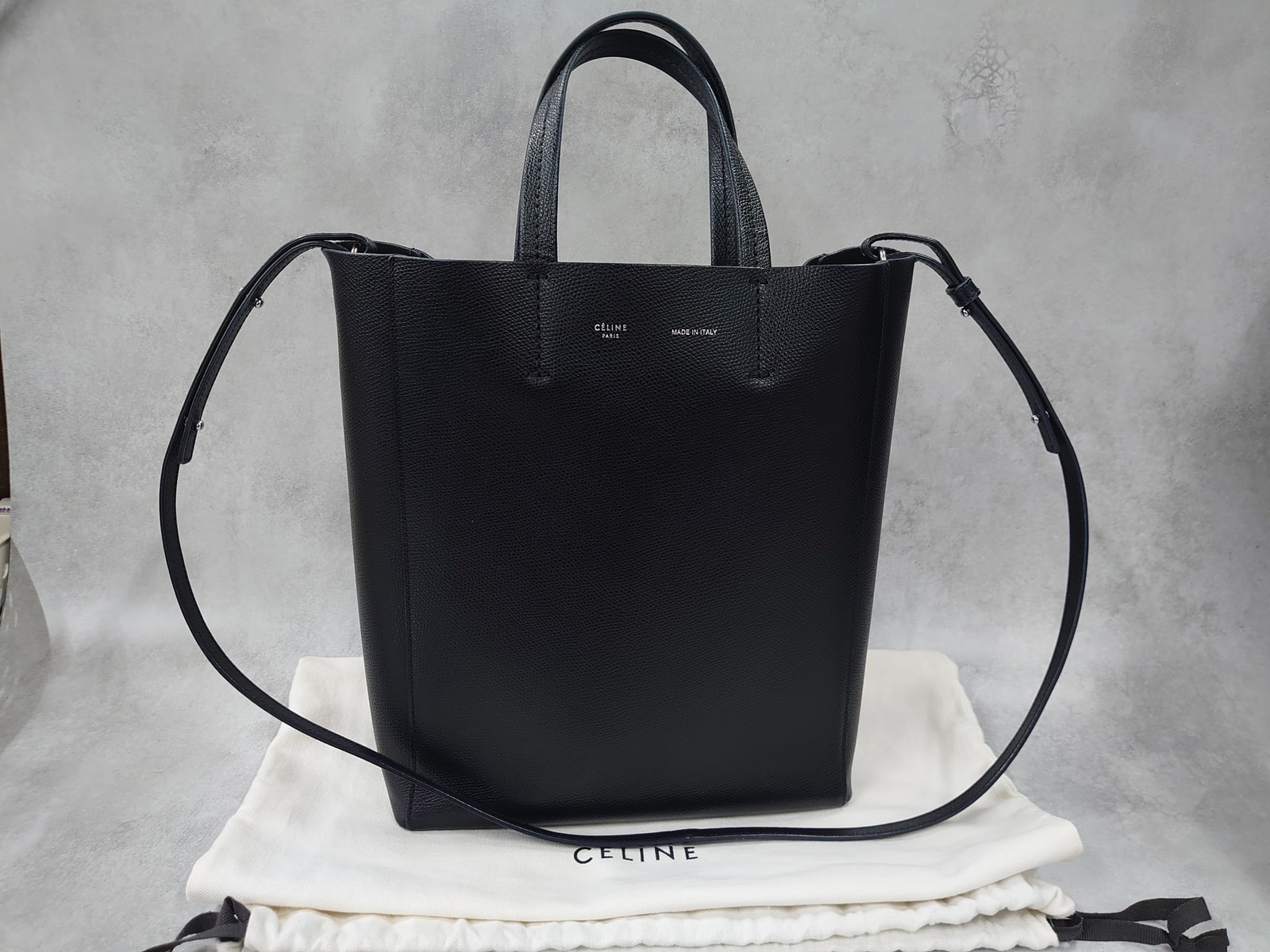 【3日間返品可】 CELINE セリーヌ バーティカルカバ 2WAYバッグ カーフスキン(牛) レディース｜カエセル