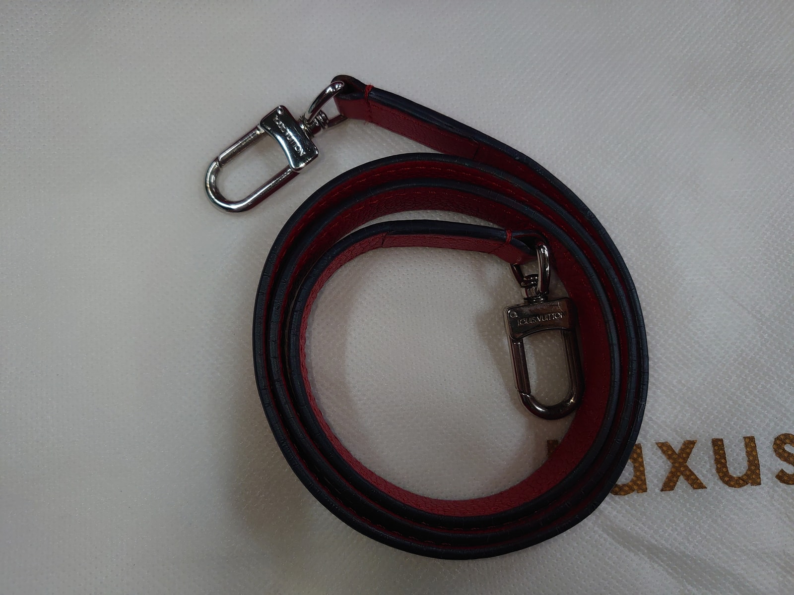 【3日間返品可】LOUIS VUITTON ルイ・ヴィトン ツイストトート レッド 2WAYバッグ【中古】|カエセル