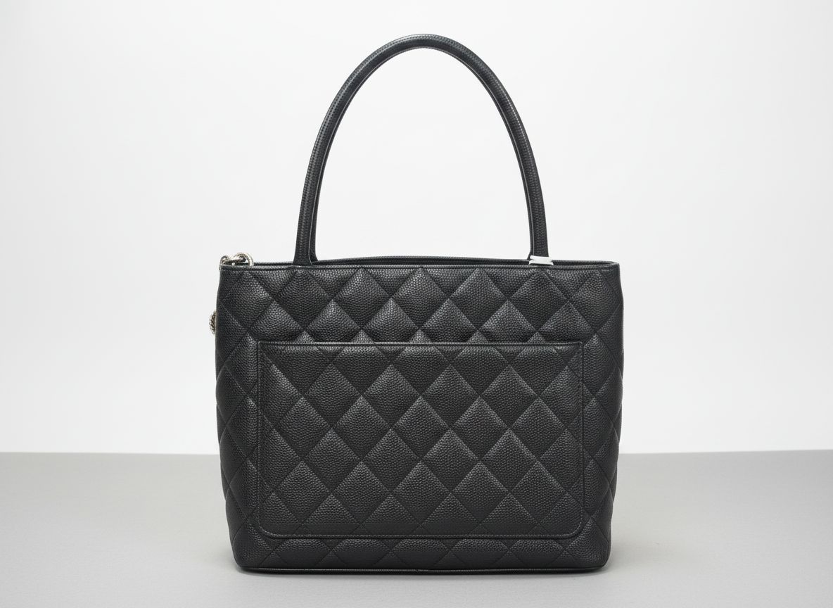 【最大限度15％OFF引き換え証】CHANEL シャネル 刷り直すトートバッグ 黒いこと トートバッグ【中古】