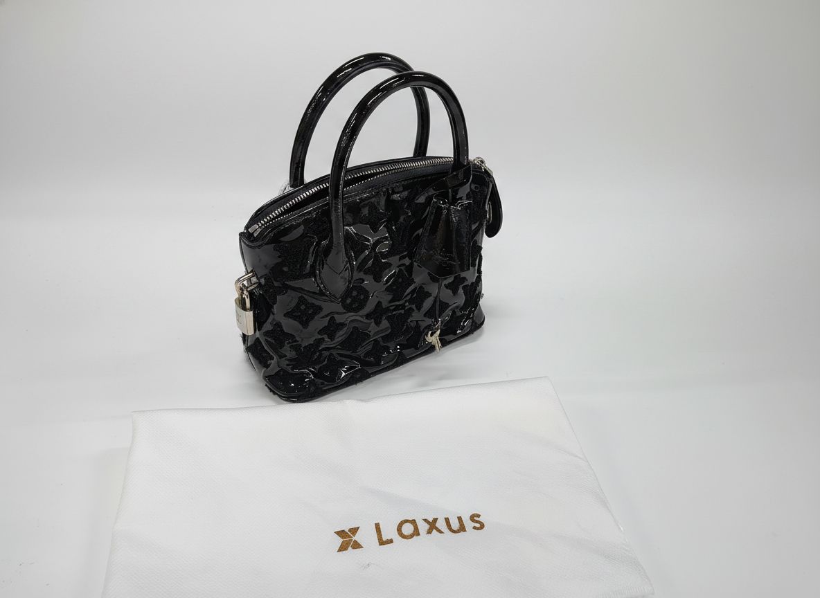 【最大限度15％OFF引き換え証】LOUIS VUITTON ルイ・ヴィトン 鍵を掛けるイットBB ブークレット 黒いこと ハンドバック【中古】