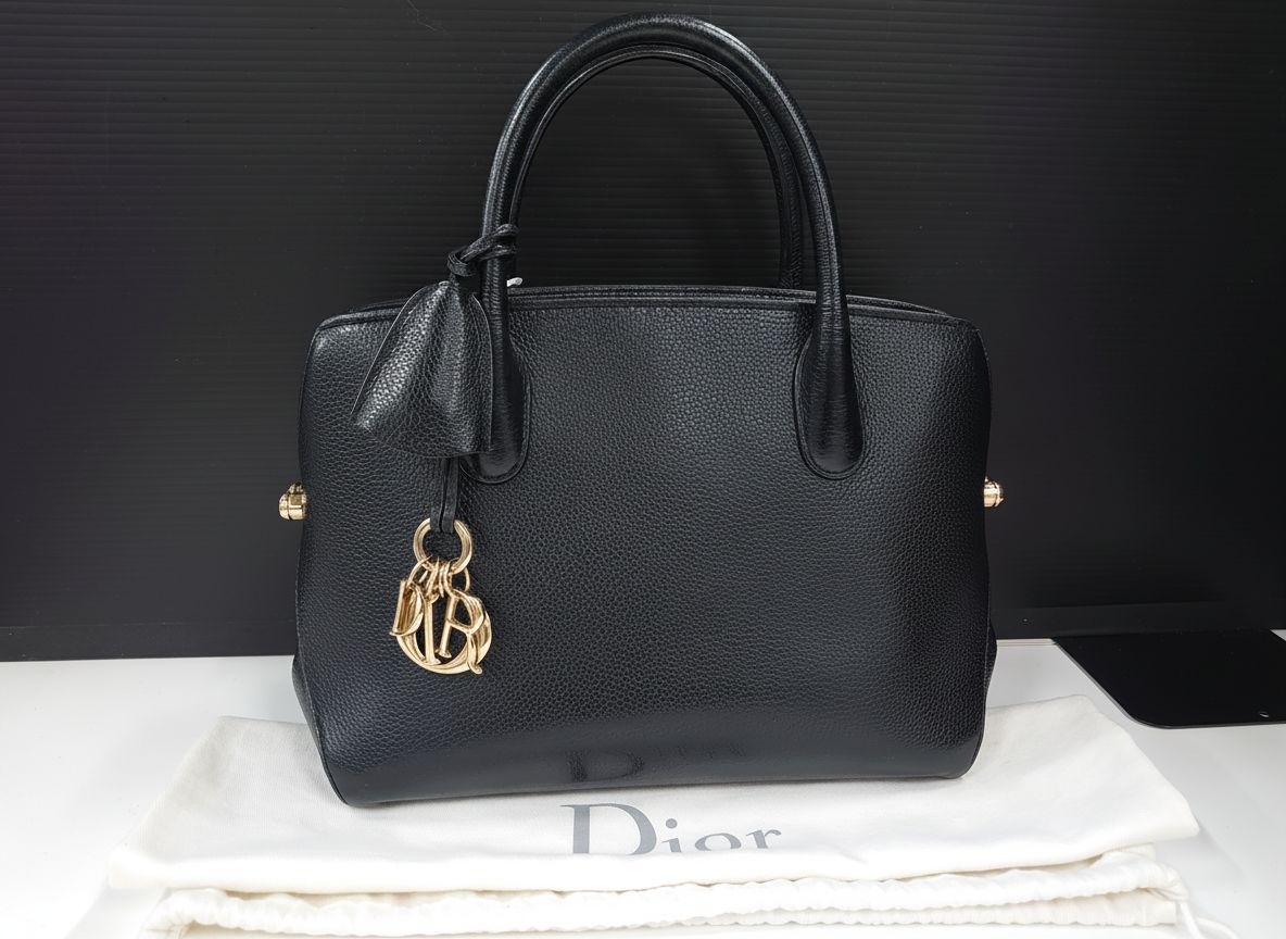 【最大限度15％OFF引き換え証】Dior クリスチャンディオール ディオールバー 黒いこと ハンドバック【中古】
