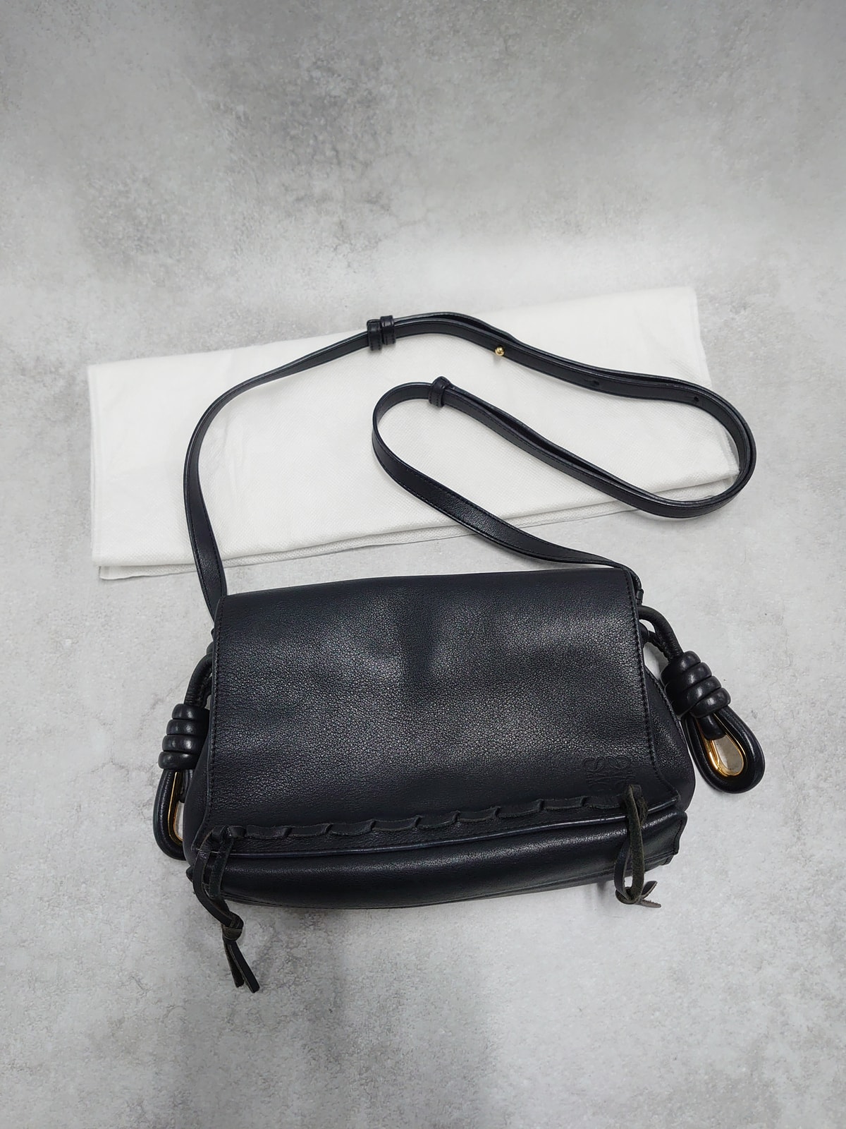 【3日間返品可】LOEWE ロエベ フラメンコショルダーバッグ ブラック ショルダーバッグ【中古】|カエセル