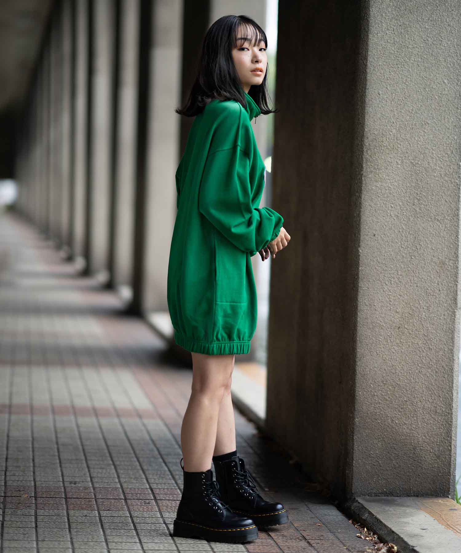Xlarge X Girl公式shop 送料0円 ワンピース その他ワンピース X Girl エックスガール Basic Oval Logo Half Zip Sweat Dress プレゼント ハーフジップ スウェット オーバル カットソー トップス ギフト ドレス レディース 贈り物 人気 ロゴ