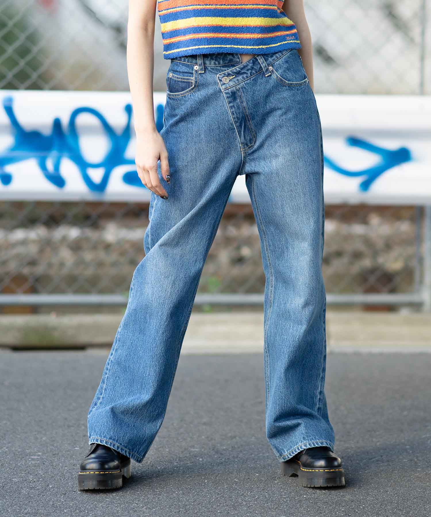 X Girl エックスガール デニムパンツ Waist ジーンズ Assymetric Pants Denim ぼたん デザイン