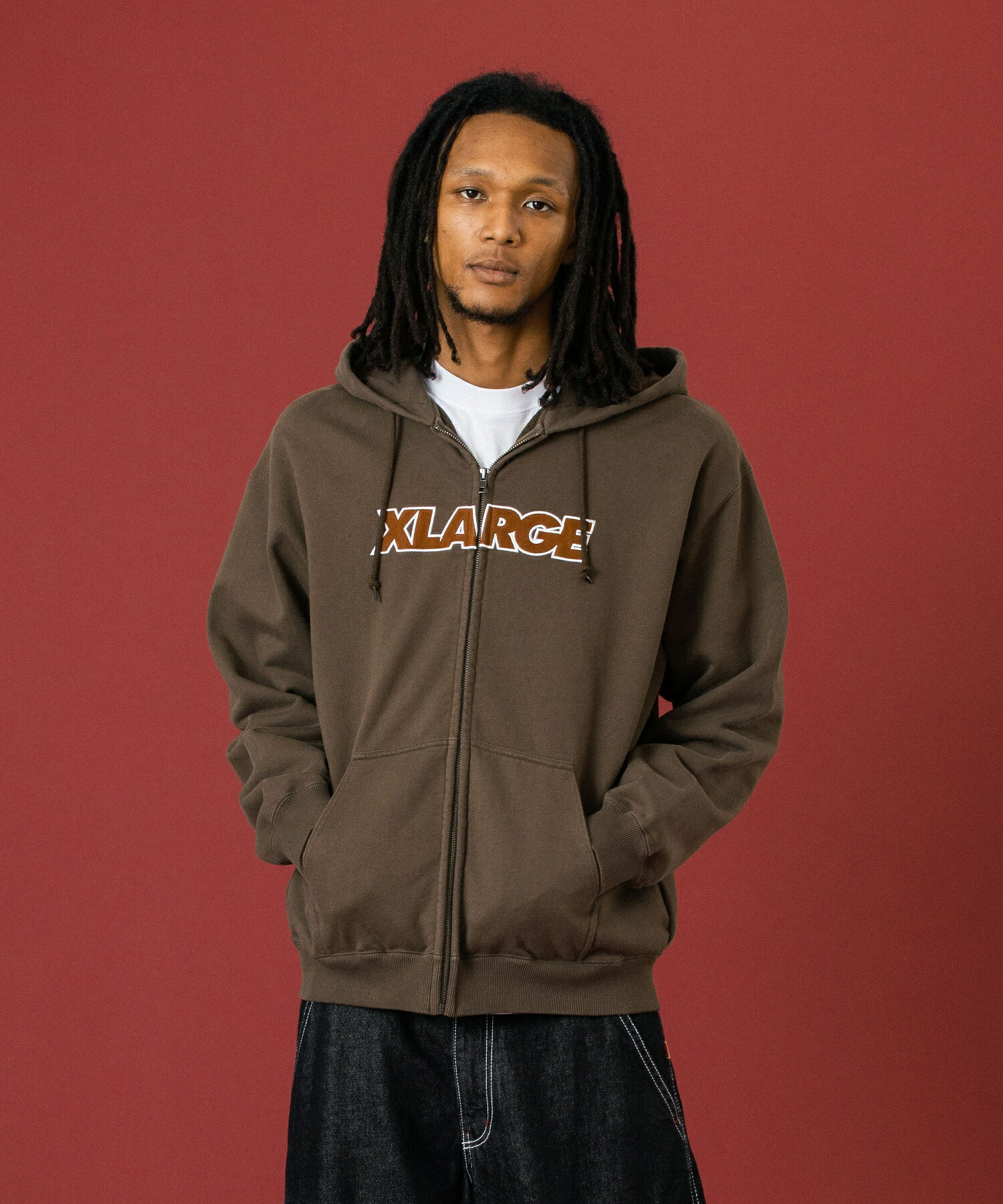 【公式】XLARGE エクストララージ STANDARD LOGO ZIP UP HOODED SWEATSHIRT パーカー ジップパーカー スタンダードロゴ ジップアップ フーディ スウェット メンズ カジュアル ストリート ファッション｜XLARGE X-girl公式calif店