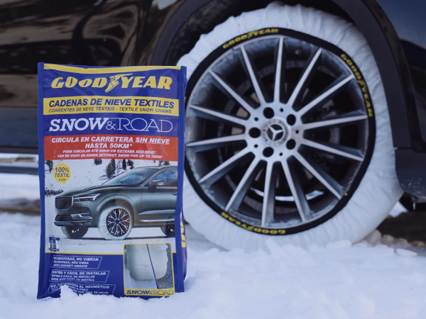 素敵な GOODYEAR×ISSE スノーソックス 布製 タイヤチェーン SUPER XXLサイズ イッセ キャデラック XT6 7BA-C1TL  タイヤサイズ fucoa.cl