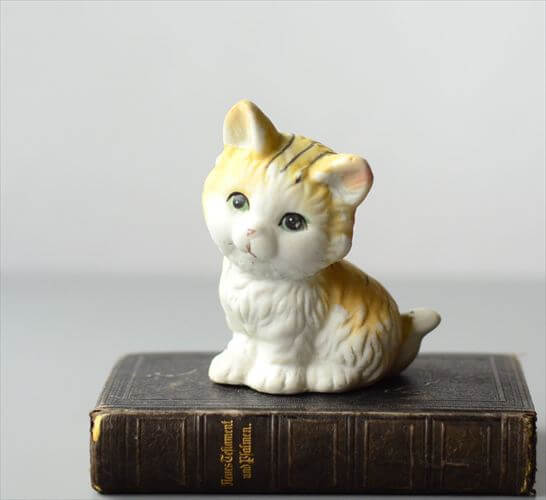 Goebel 　ヴィンテージ　ポーセリン　猫　ドール　人形　置物22ｃｍ Goebel-West-Germany-Kitty-Cat-