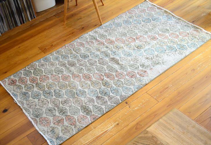 【送料無料】トルコ Isparta産 オールドキリム ラグ 180x98cm リビング アウトドア キャンプラグとしても 絨毯 カーペット ウール_241203｜Callum shop