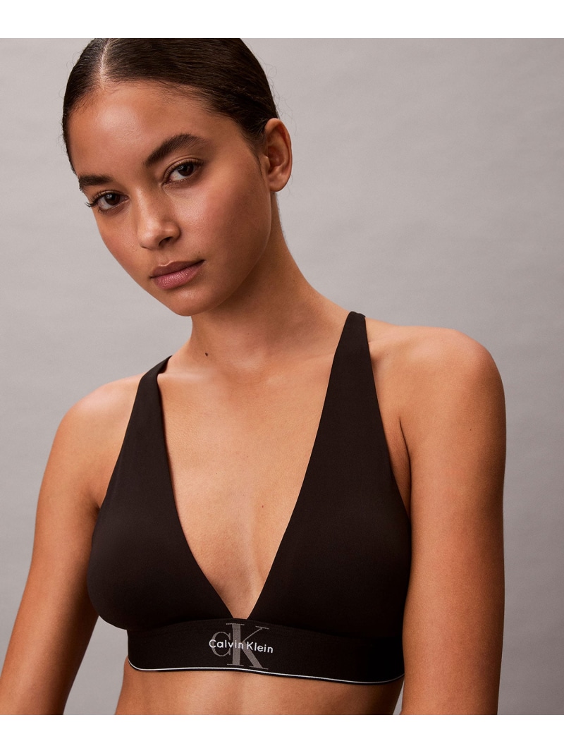 (W)【堅苦しさ販売店】 カルバンクライン ブラジャー - Graphic Monogram ライトリーライントライアングルブラ Calvin Klein Underwear QF8703AD Calvin Klein Underwear カルバン・クライン 肌付き・御部屋御召しもの ブラ 黒いこと サクラ色【貨物輸送無料】[ Fashion]