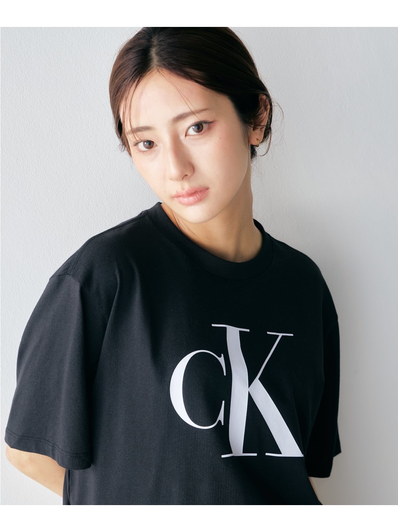 (W)【堅苦しさ販売店】 カルバンクライン CK ロゴタイプ ボクシーティーシャツ Calvin Klein Jeans 47A227G Calvin Klein Jeans カルバン・クライン トップス カットソー・ティーシャツ 白いこと 黒いこと【貨物輸送無料】[ Fashion]