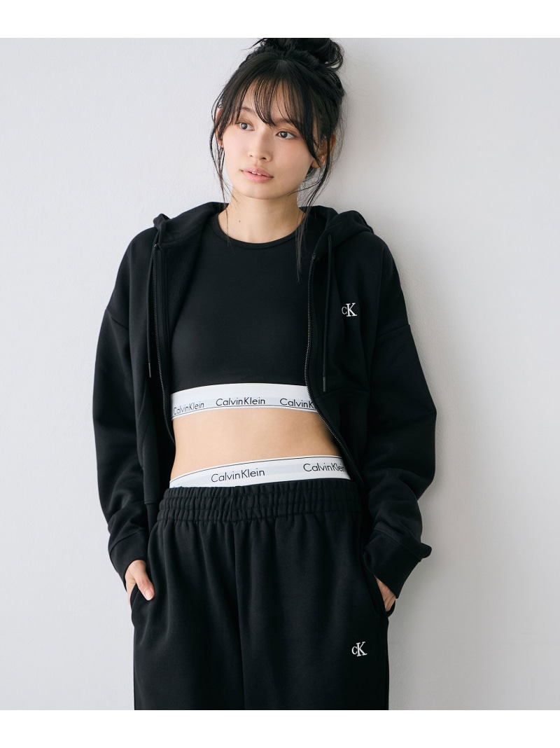 (W)【公式ショップ】 カルバンクライン ロングスリーブフルジップスウェットパーカー Calvin Klein Jeans 47A216G Calvin Klein Jeans カルバン・クライン トップス パーカー・フーディー ブラック【送料無料】[ Fashion]