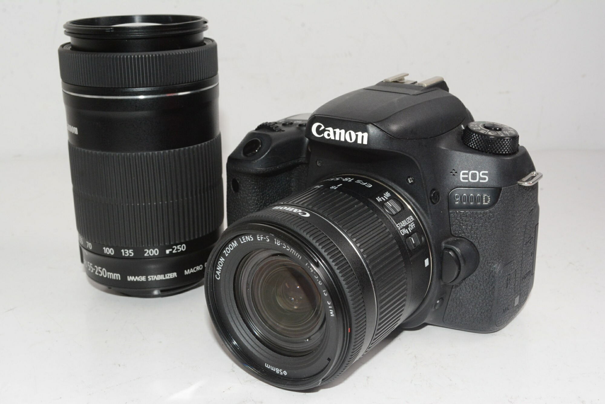 【中古】【押し出し並級】Canon デジタル一眼二眼レフ写真機 EOS 9000D ダブルズームキット