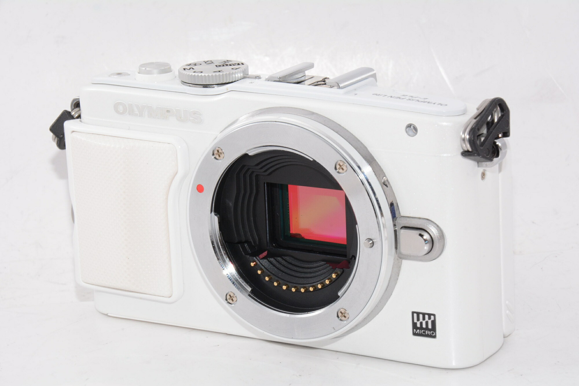 【中古】【見て呉れ特上級】OLYMPUS 銀鏡受け答え一眼 PEN Lite E-PL6 上半身 白いこと E-PL6 BODY WHT