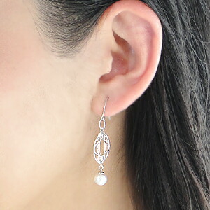 K18yg Wg パール ゴールド アメリカンピアス パールピアス 真珠ピアス アコヤピアス イエローゴールド ホワイトゴールド ゴールドピアス 揺れるピアス 人気 おしゃれ 18金 K18 立体的 品質保証書付 送料無料 Linumconsult Co Uk