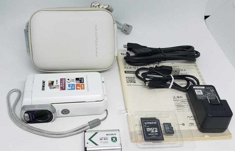 【中古】SONY ビデオカメラ HANDYCAM GW66V 光学10倍 10m防水/防塵/耐衝撃 ホワイト HDR-GW66V(W)｜カメラFanks-PROShop 店