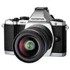 【中古】OLYMPUS OM-D E-M5 レンズキット シルバー