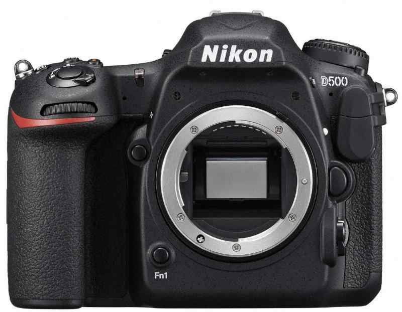 【中古】Nikon デジタル一眼二眼レフ写真機 D500 上半身