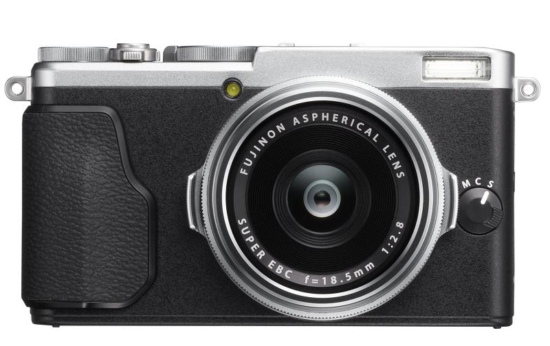 【中古】富士フイルム デジタル写真機 X70 しろがね色 X70-S