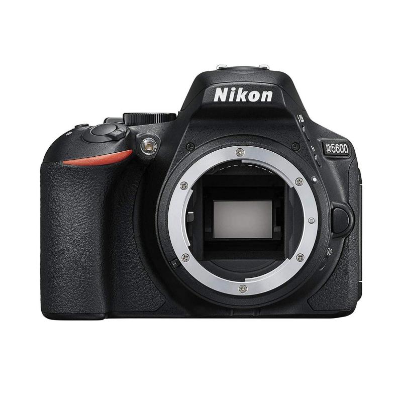 【中古】Nikon デジタル一眼一眼レフ写真機 D5600 上半身 黒いこと D5600BK