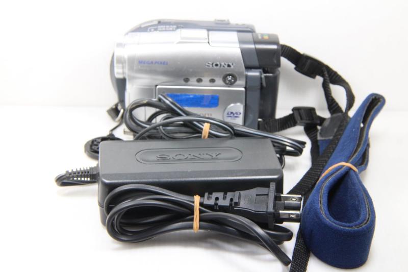 【中古】SONY DCR-ヴィデオディスク201 2.5型液晶管する積み上げる デジタル録画媒体 しろがね色