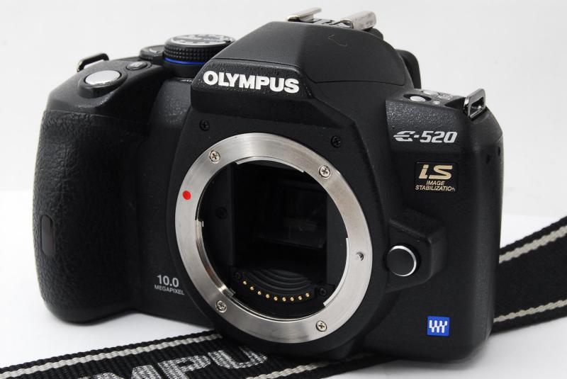 【中古】OLYMPUS デジタル一眼レフカメラ E-520 ボディ E-520