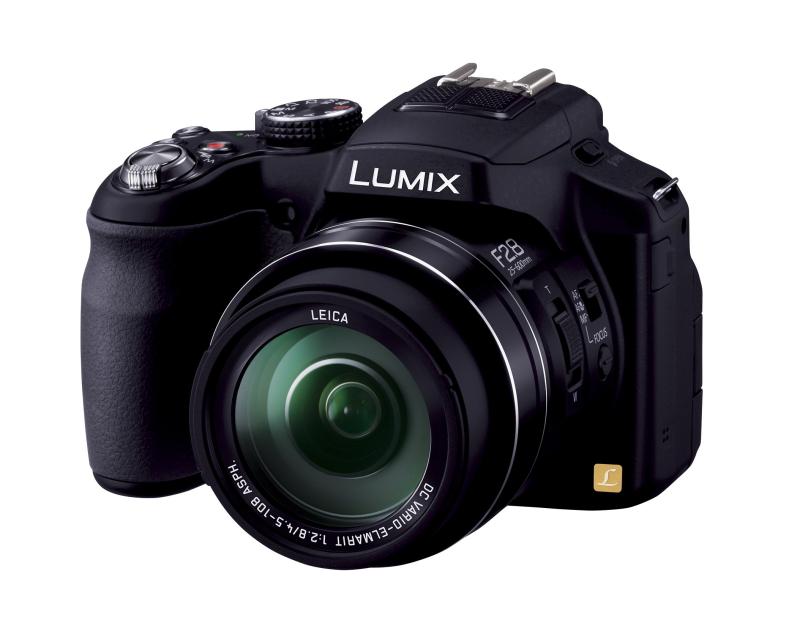 【中古】パナソニック デジタル写真機 ルミックス FZ200 光学24倍 黒いこと DMC-FZ200-K