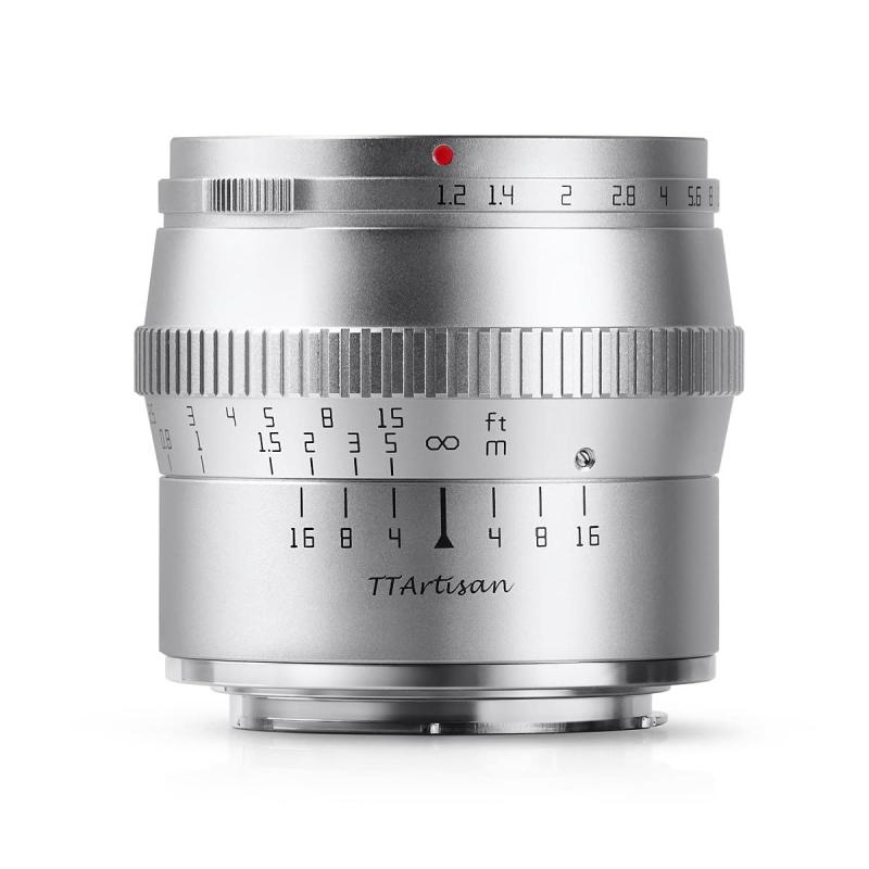 【中古】 TTArtisan 50mm F1.2 Eマウント 単焦点レンズ APS-C (・メーカー2年付) ソニーE互換品 マニュアルフォーカス ミラーレスカメラ用 大口径 明るいレンズ 小型 軽量 夜景/ポートレート撮 当店保証30日間 人気 ミラ